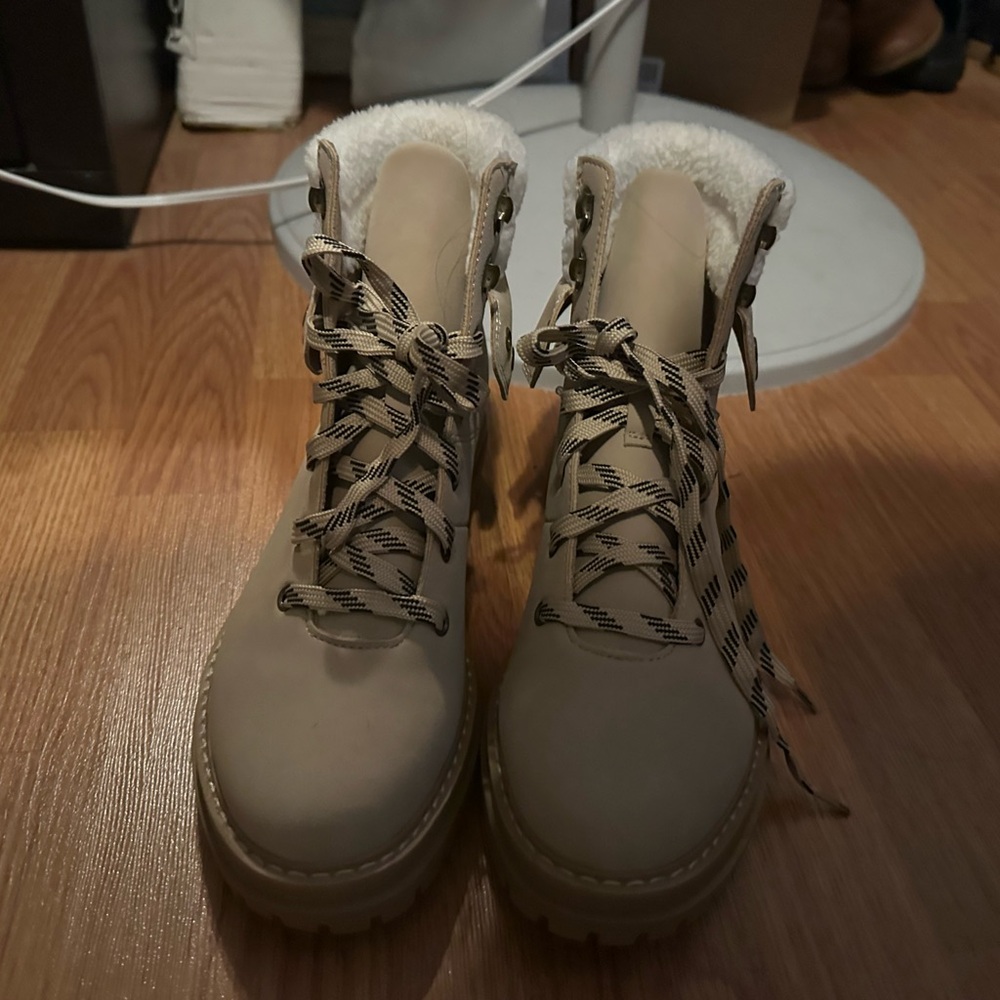 Women's Tan Lace-Up Boots